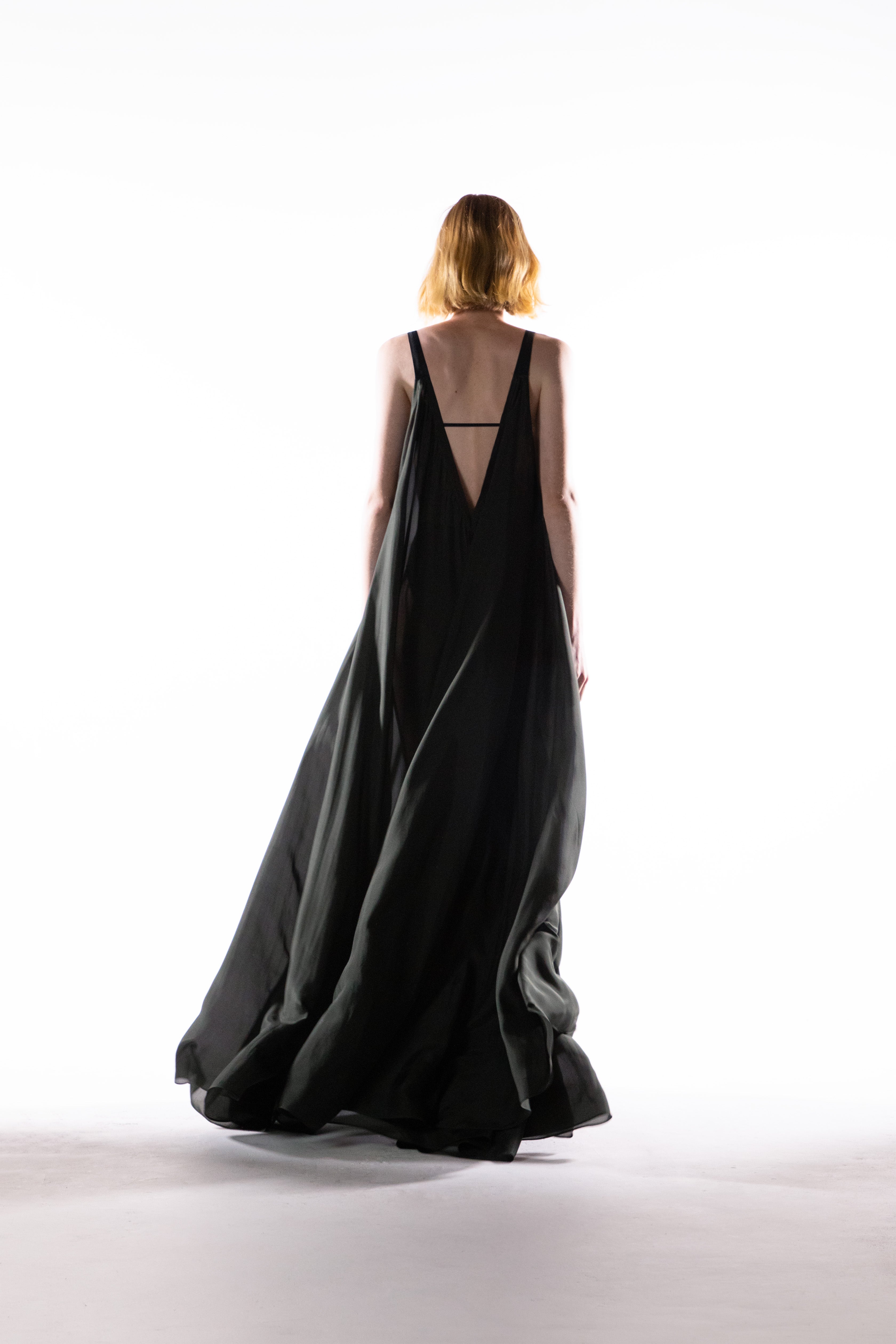 parachute dress · smoke · Temily